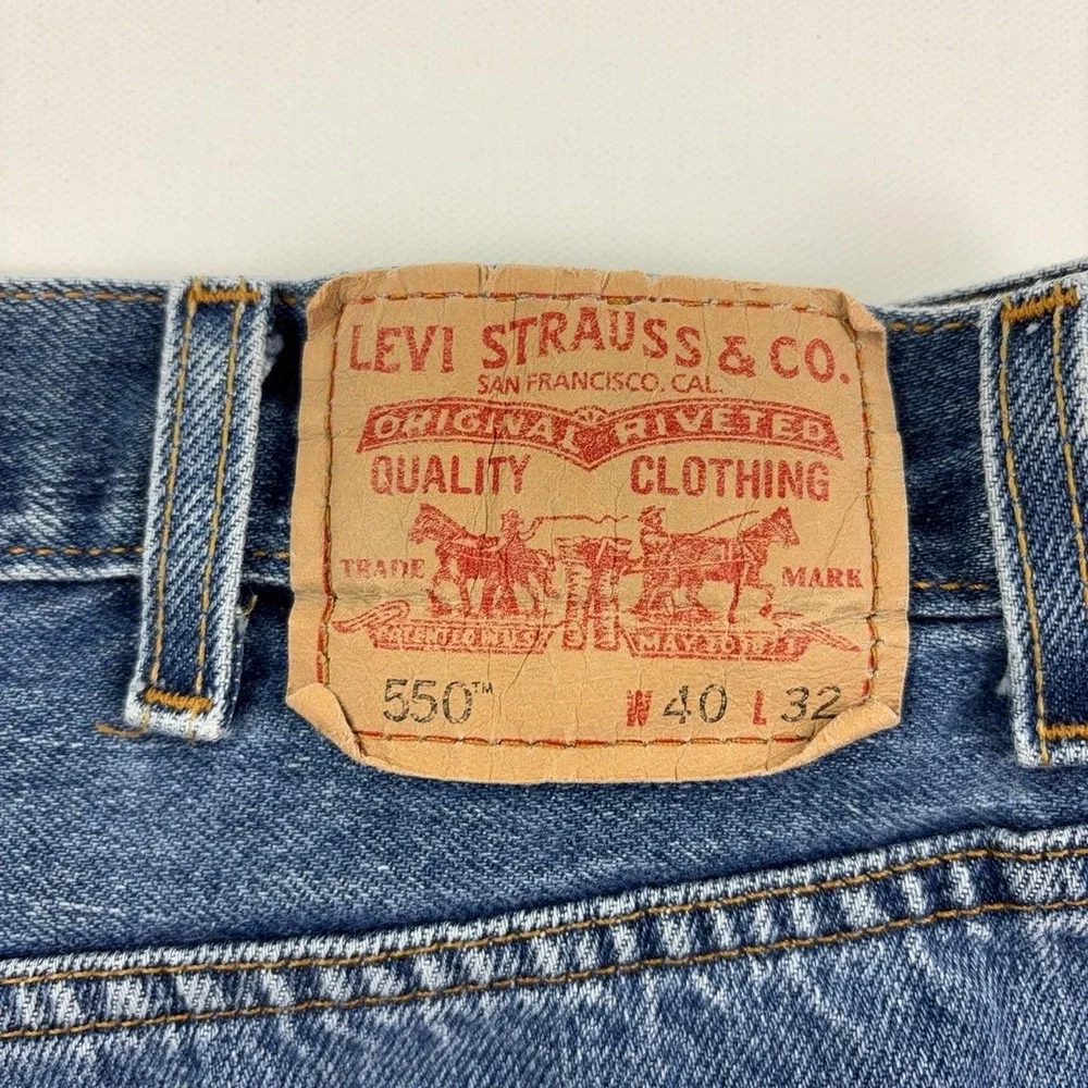 Vintage Levis 550 Jeans Mens 40x30 Blue Medium Wash Relaxed Tapered 2004